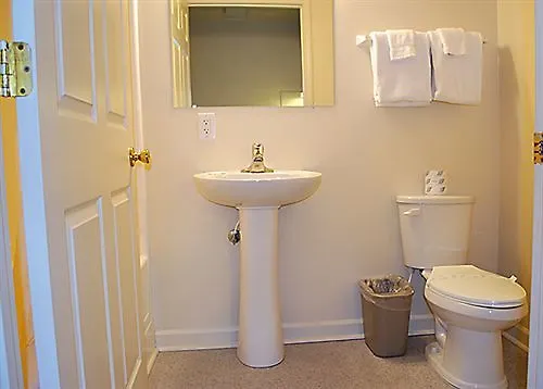 Hotel Affordable Suites Concord