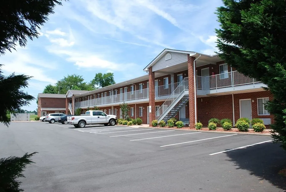 Hotel Affordable Suites Concord